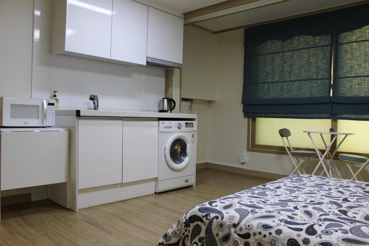 Bunk Guesthouse Hongdae2 Seoel Buitenkant foto