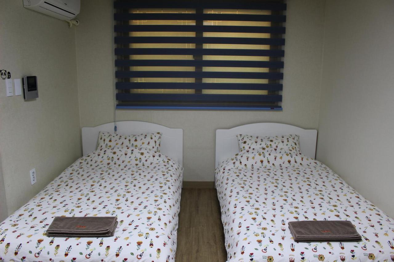 Bunk Guesthouse Hongdae2 Seoel Buitenkant foto