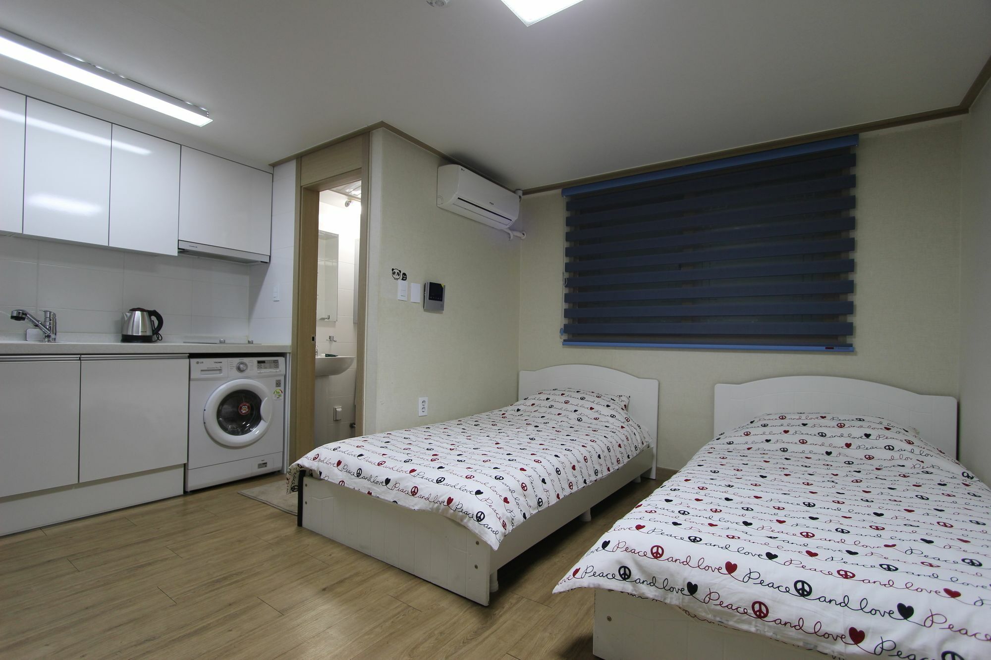 Bunk Guesthouse Hongdae2 Seoel Buitenkant foto