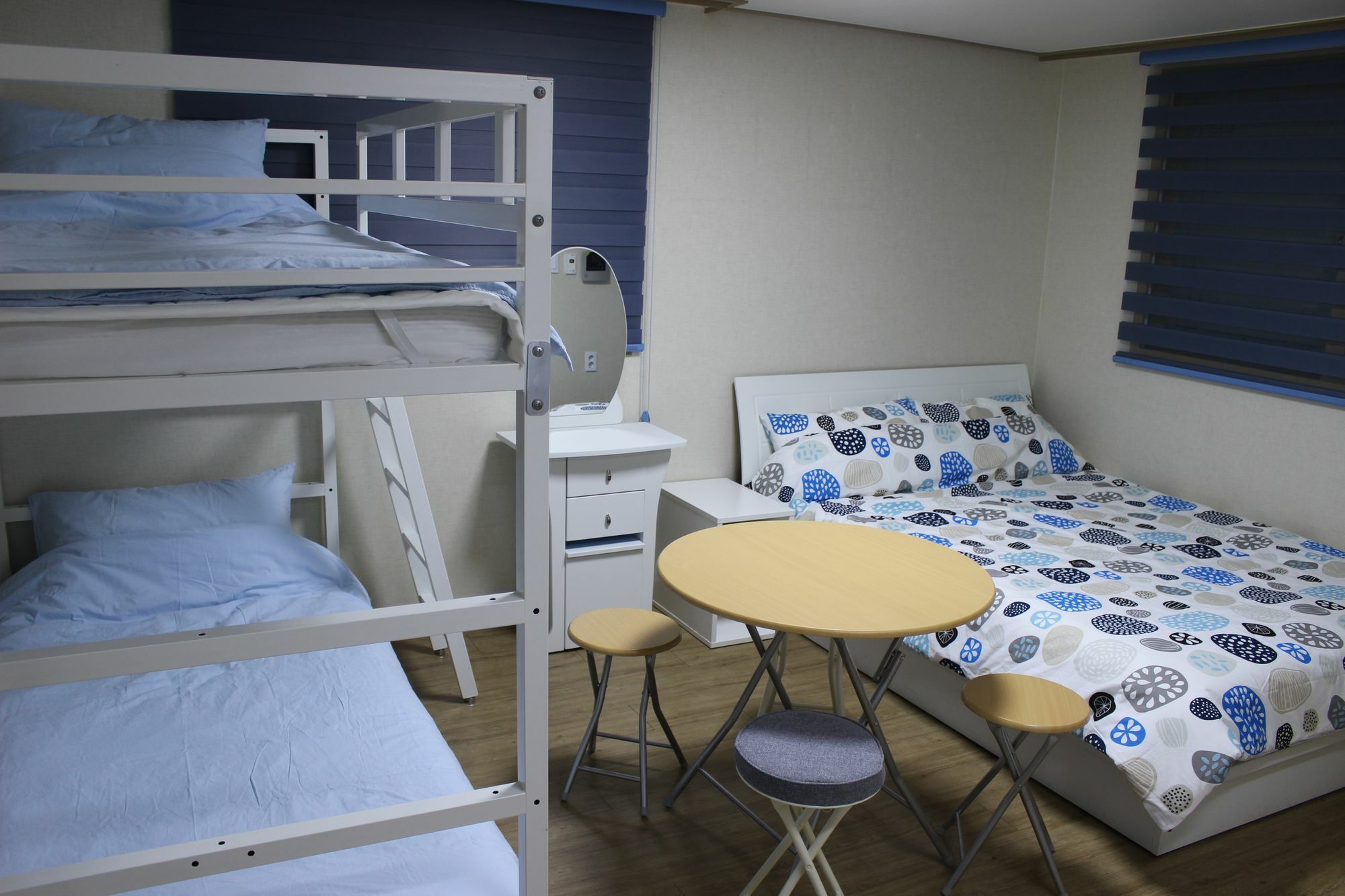 Bunk Guesthouse Hongdae2 Seoel Buitenkant foto
