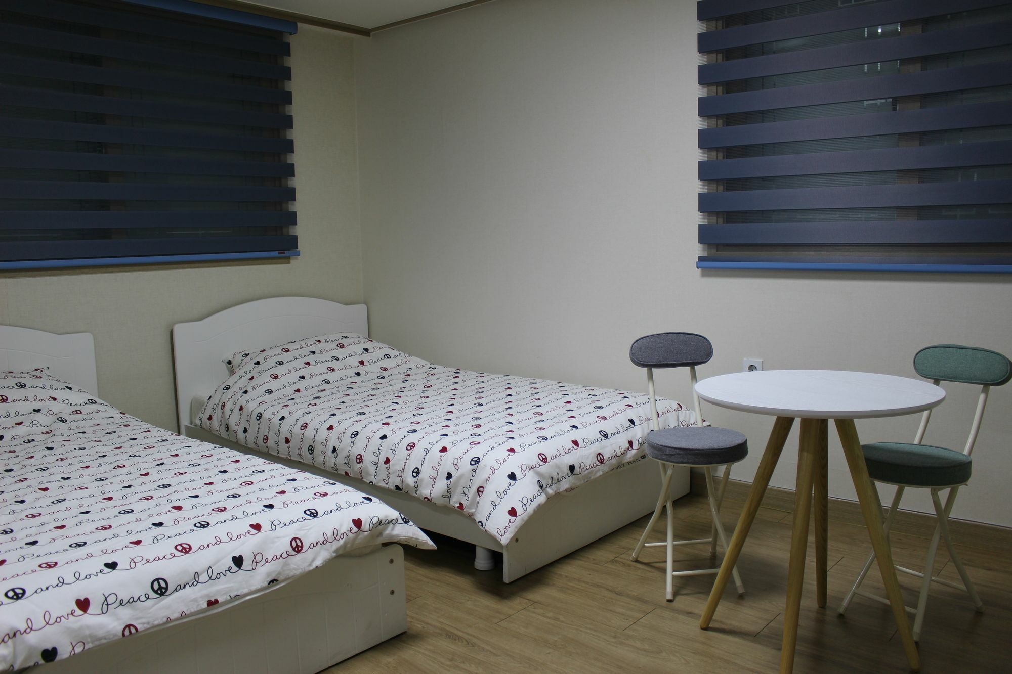 Bunk Guesthouse Hongdae2 Seoel Buitenkant foto